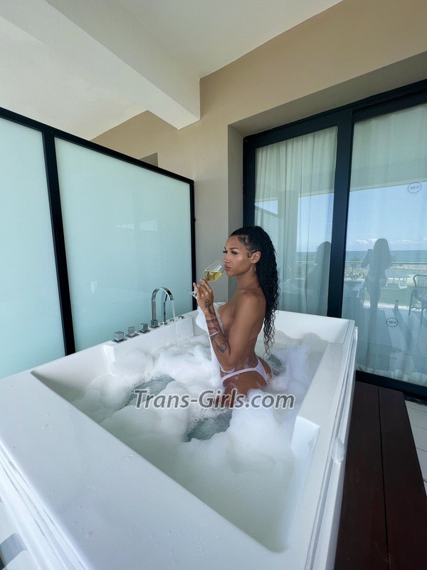 talia - Transsexual (Pre-op)