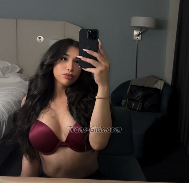 ts Chloe - Transsexual (Pre-op)